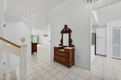 1607 Parkside Place Indian Harbour Beach FL 32937