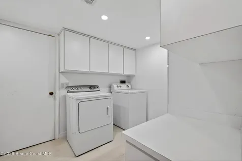 1607 Parkside Place Indian Harbour Beach FL 32937