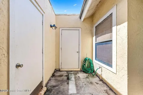 157 Eton Circle Melbourne FL 32940