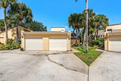 157 Eton Circle Melbourne FL 32940