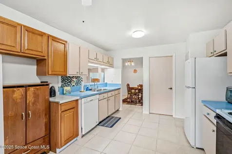 157 Eton Circle Melbourne FL 32940