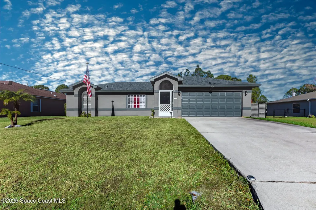 1117 Sapphire Street SE Palm Bay FL 32909