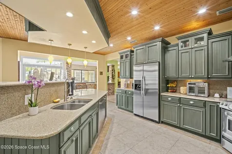 250 Lanternback Island Drive Satellite Beach FL 32937