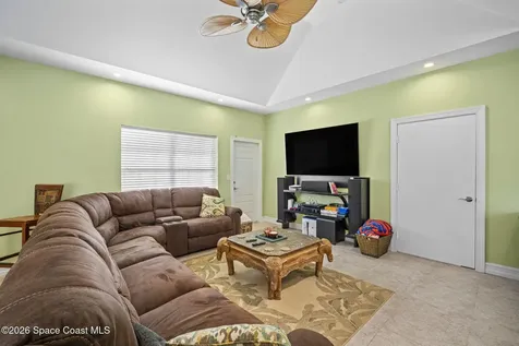 250 Lanternback Island Drive Satellite Beach FL 32937
