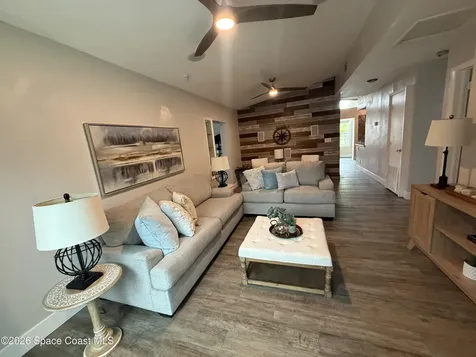 331 Avenida Del Sol Avenue Indialantic FL 32903