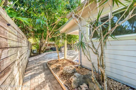 331 Avenida Del Sol Avenue Indialantic FL 32903