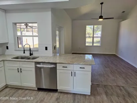 219 Aladdin Street NE Palm Bay FL 32907