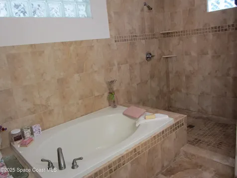 1422 Kaslo Circle NW Palm Bay FL 32907