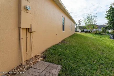 584 L M Davey Lane Titusville FL 32780