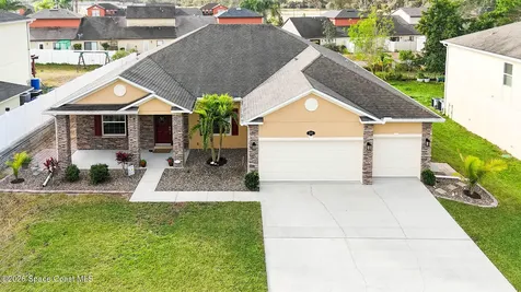 584 L M Davey Lane Titusville FL 32780