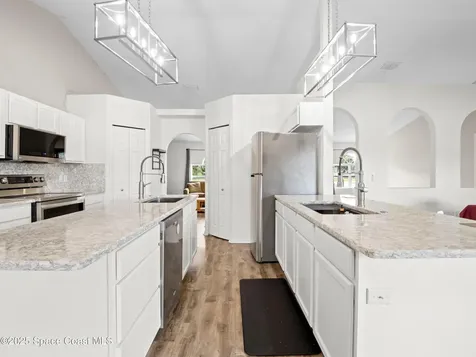 940 Jupiter Boulevard NW Palm Bay FL 32907