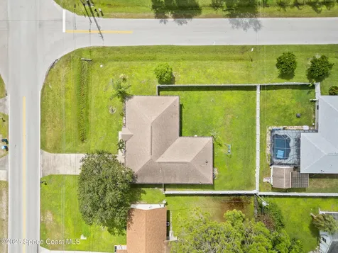 940 Jupiter Boulevard NW Palm Bay FL 32907