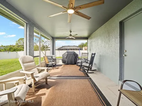 940 Jupiter Boulevard NW Palm Bay FL 32907