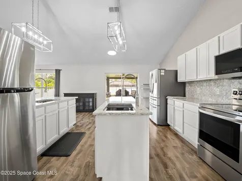 940 Jupiter Boulevard NW Palm Bay FL 32907