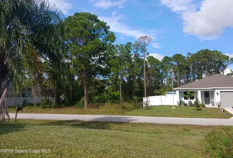 249 San Luis Street SW Palm Bay FL 32908