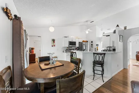 398 Taunton Road SW Palm Bay FL 32908