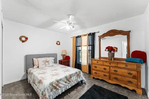 398 Taunton Road SW Palm Bay FL 32908