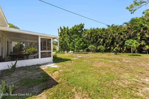 398 Taunton Road SW Palm Bay FL 32908