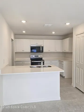 582 SW Richmond Circle SW Palm Bay FL 32908