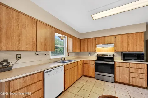 6033 Palm Street Mims FL 32754