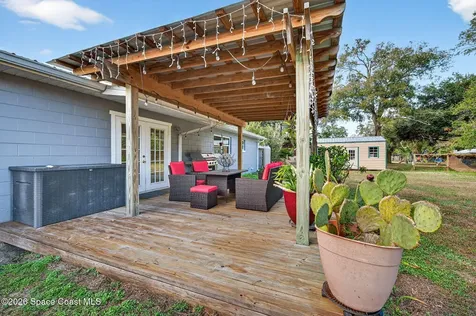 6033 Palm Street Mims FL 32754