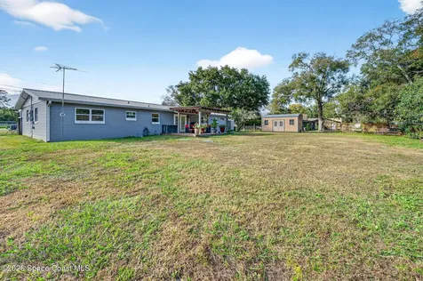6033 Palm Street Mims FL 32754