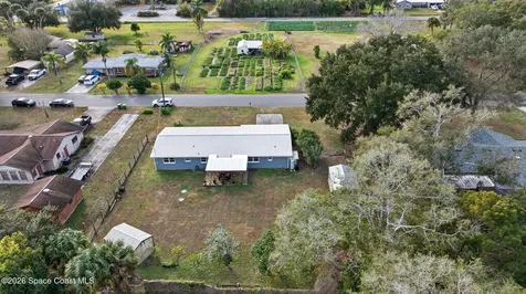 6033 Palm Street Mims FL 32754