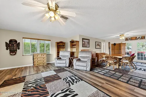 6033 Palm Street Mims FL 32754