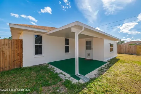 1604 Carbondale Avenue NW Palm Bay FL 32907
