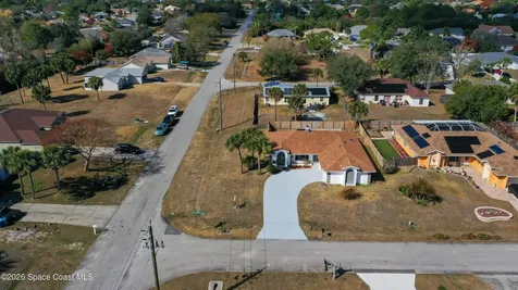 1604 Carbondale Avenue NW Palm Bay FL 32907