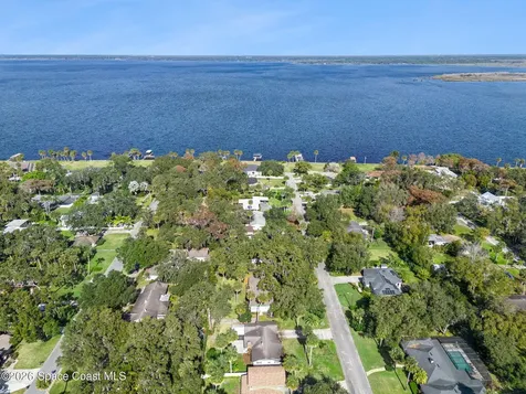 108 N Virginia Avenue Sanford FL 32771