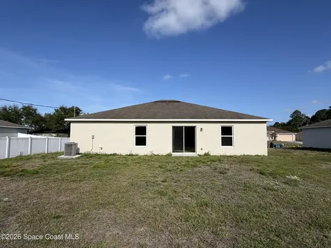 806 Trinidad Avenue SE Palm Bay FL 32909
