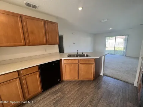806 Trinidad Avenue SE Palm Bay FL 32909