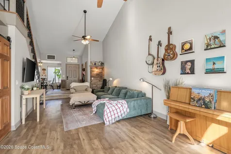 210 Parkside Place Indian Harbour Beach FL 32937