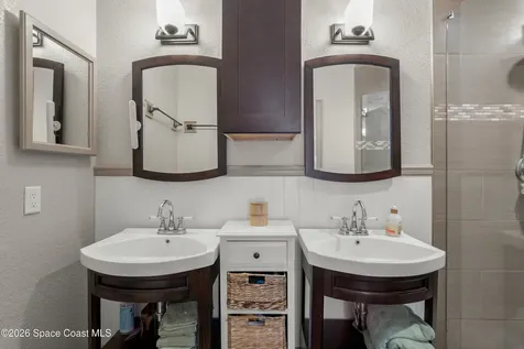 210 Parkside Place Indian Harbour Beach FL 32937