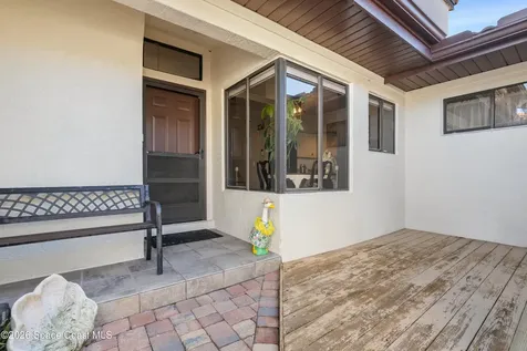 210 Parkside Place Indian Harbour Beach FL 32937