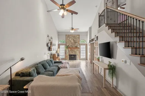 210 Parkside Place Indian Harbour Beach FL 32937