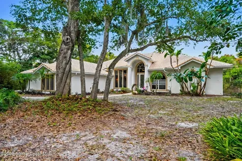 140 Hacienda Drive Merritt Island FL 32952