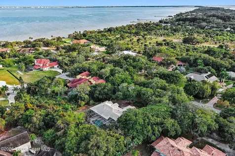 140 Hacienda Drive Merritt Island FL 32952