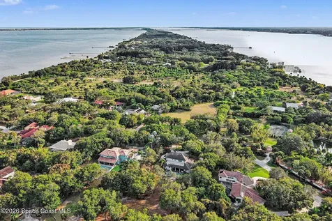 140 Hacienda Drive Merritt Island FL 32952