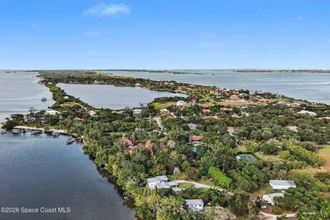 140 Hacienda Drive Merritt Island FL 32952