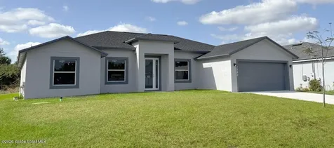 1782 Hallendale Avenue SW Palm Bay FL 32908