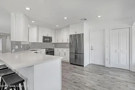 241 Woody Circle Melbourne Beach FL 32951