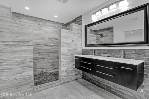 241 Woody Circle Melbourne Beach FL 32951