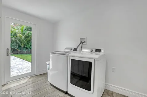 241 Woody Circle Melbourne Beach FL 32951