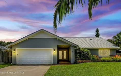 241 Woody Circle Melbourne Beach FL 32951