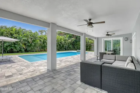 241 Woody Circle Melbourne Beach FL 32951