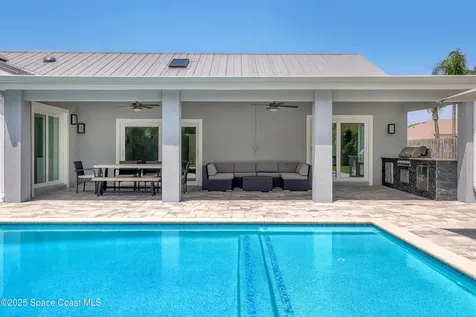 241 Woody Circle Melbourne Beach FL 32951