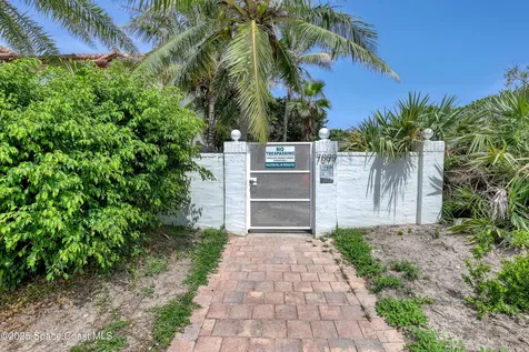 241 Woody Circle Melbourne Beach FL 32951