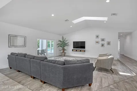 241 Woody Circle Melbourne Beach FL 32951